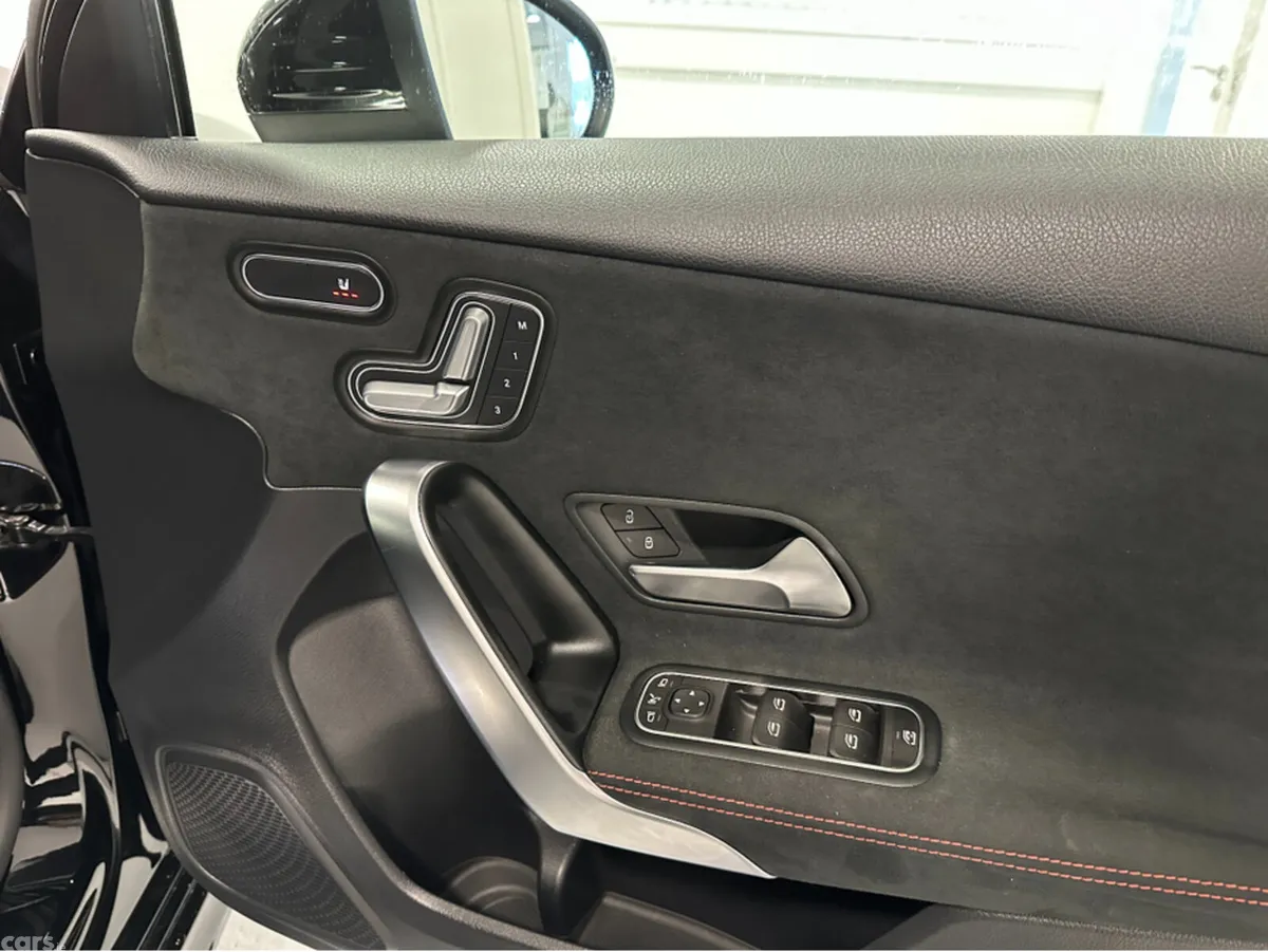 Mercedes-Benz A-Class Hatchback, Diesel, 2019, Black