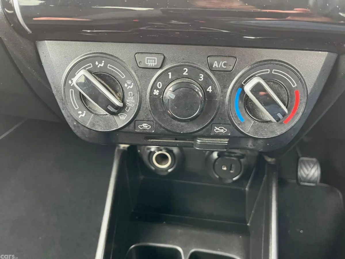 Suzuki Swift Hatchback, Petrol Hybrid, 2021, Black