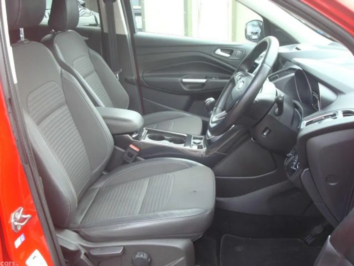 Ford Kuga MPV, Diesel, 2018, Red