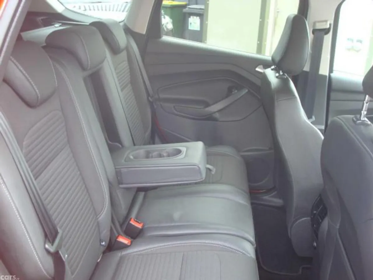 Ford Kuga MPV, Diesel, 2018, Red