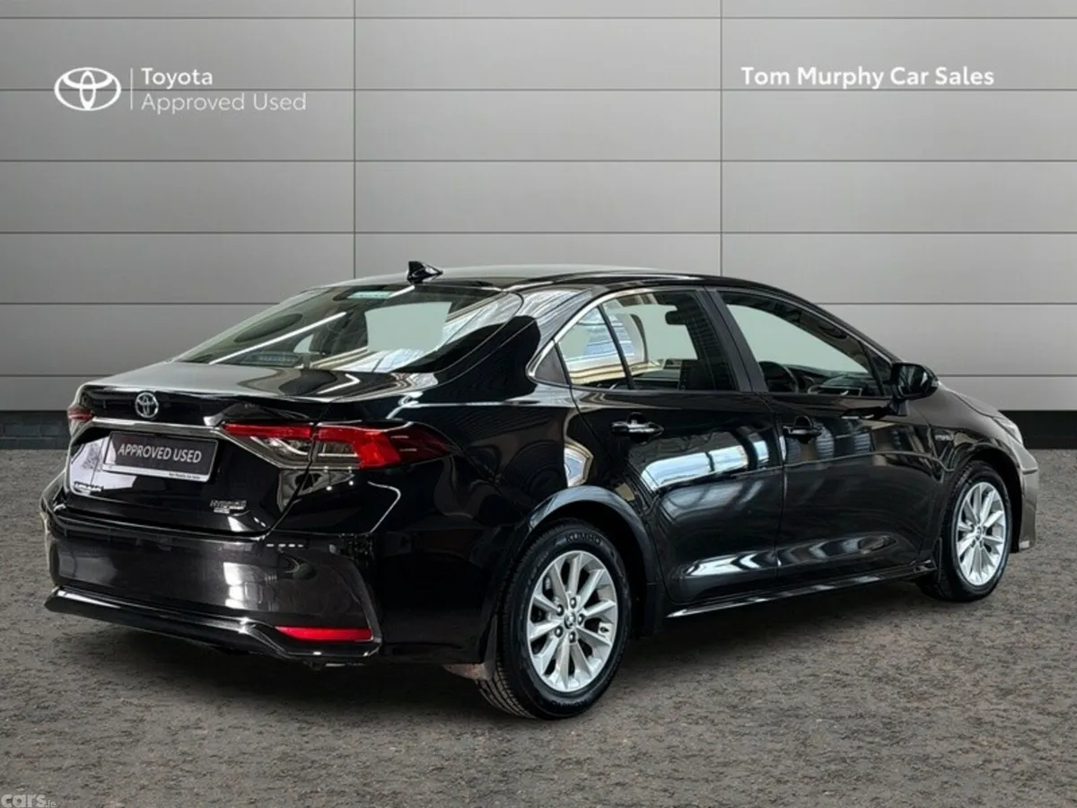 Toyota Corolla Saloon, Petrol Hybrid, 2022, Black