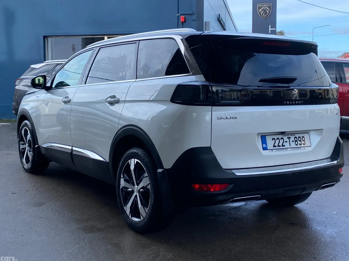 Peugeot 5008 MPV, Diesel, 2022, White