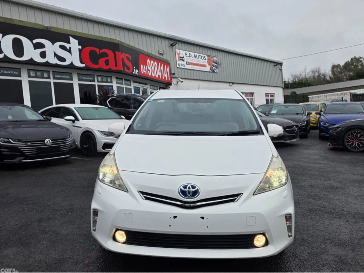 Toyota Prius MPV, Petrol Hybrid, 2013, White