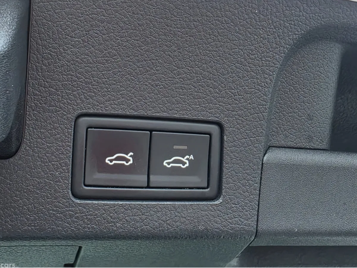 Volkswagen Arteon Saloon, Petrol, 2018, White
