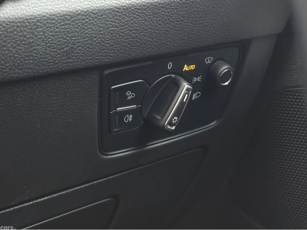 Volkswagen Arteon Saloon, Petrol, 2018, White