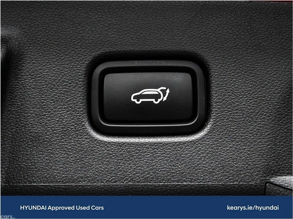 Hyundai Tucson SUV, Petrol Plug-in Hybrid, 2025, Red