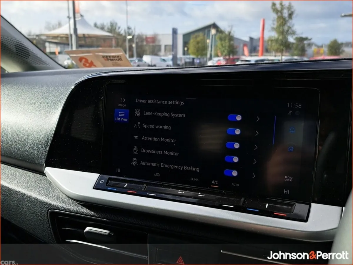 Ford Tourneo Connect MPV, Petrol Plug-in Hybrid, 2027, 