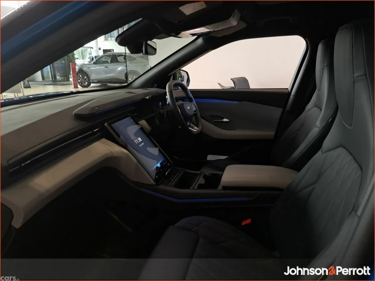 Ford Explorer SUV, Electric, 2027, 