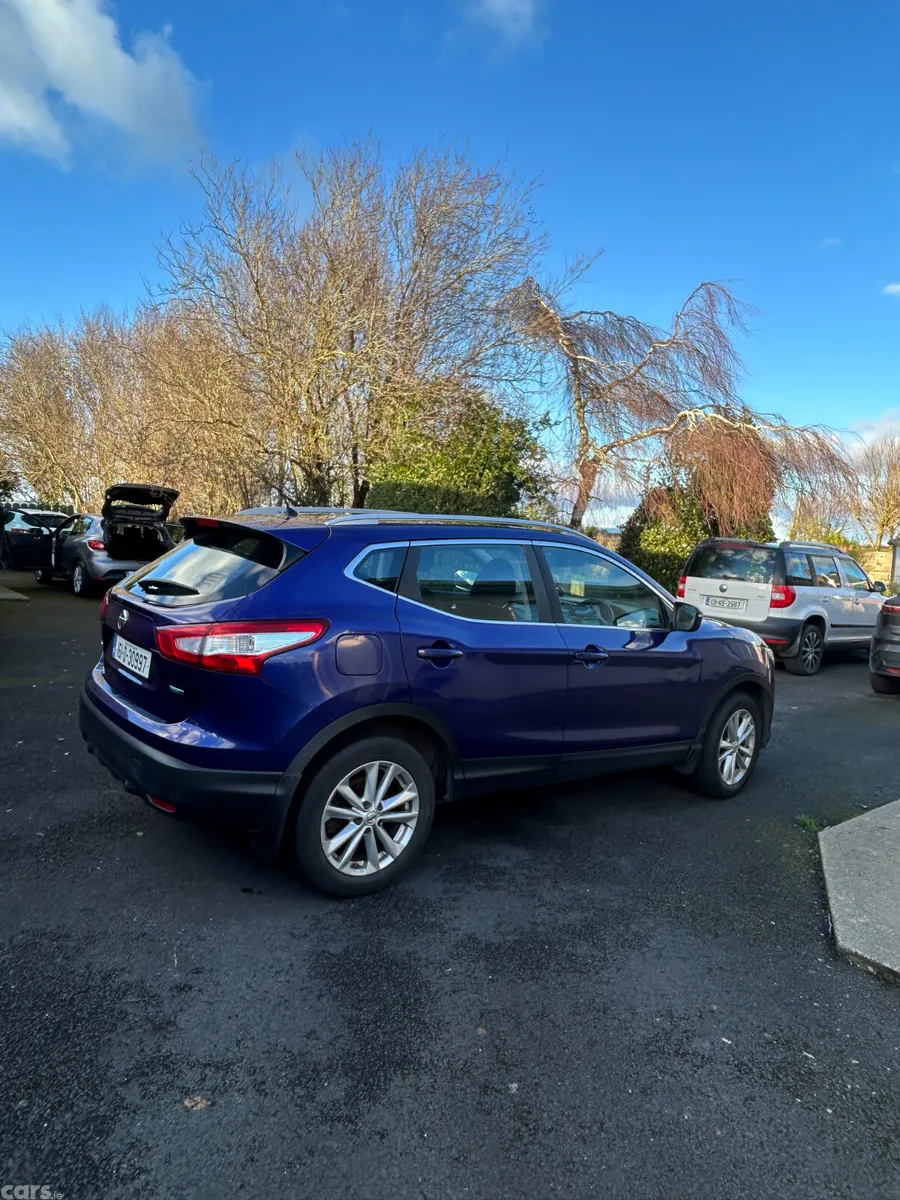 Nissan Qashqai Hatchback, Diesel, 2016, Blue