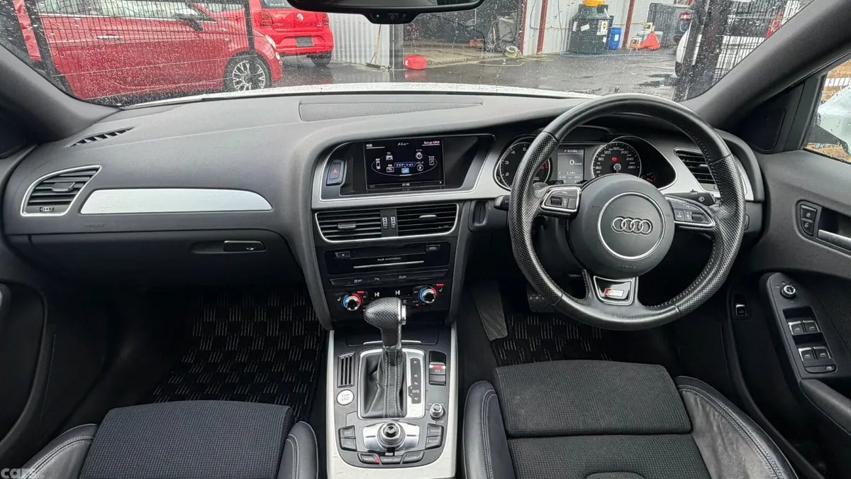 Audi A4 Saloon, Petrol, 2014, White