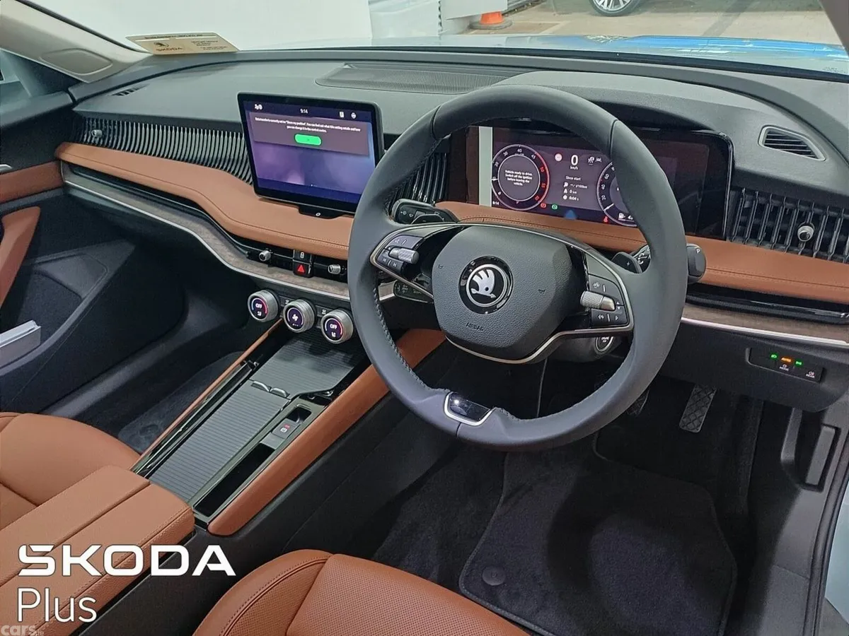 Skoda Superb Saloon, Diesel, 2027, Silver