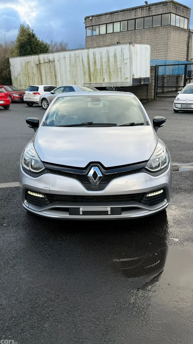 Renault Clio Hatchback, Petrol, 2015, Silver