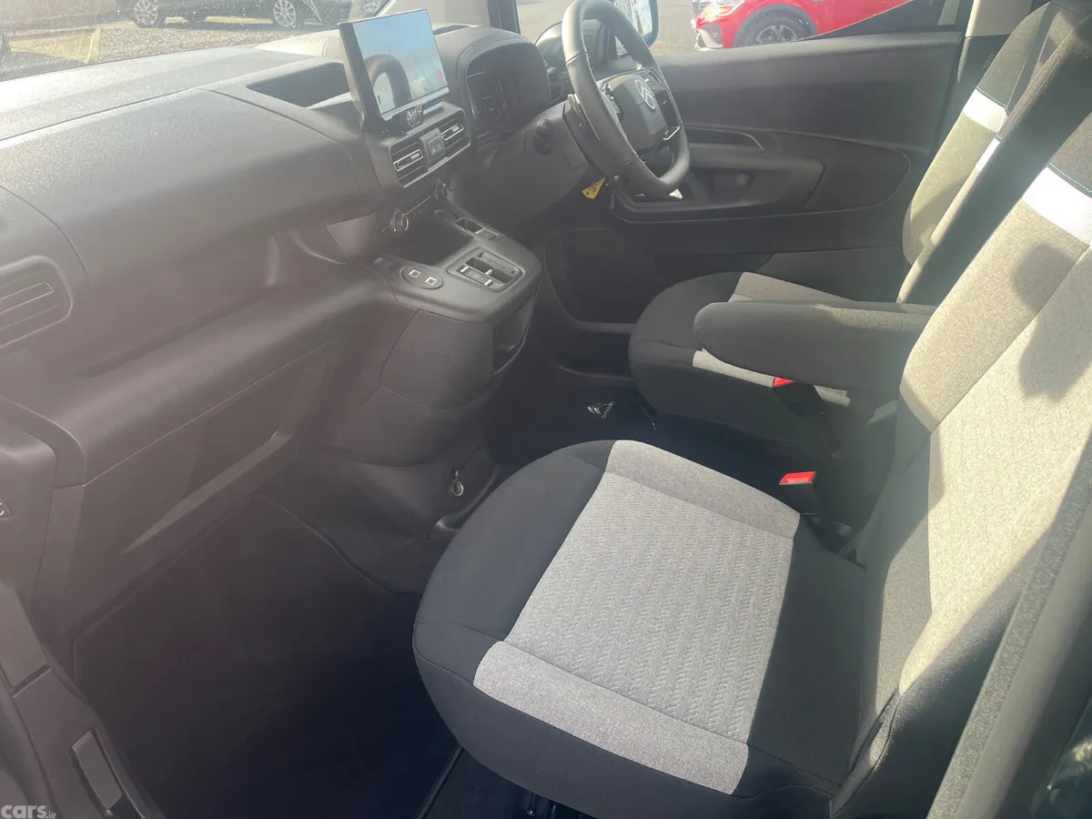 Citroen Berlingo Multispace MPV, Diesel, 2026, Blue