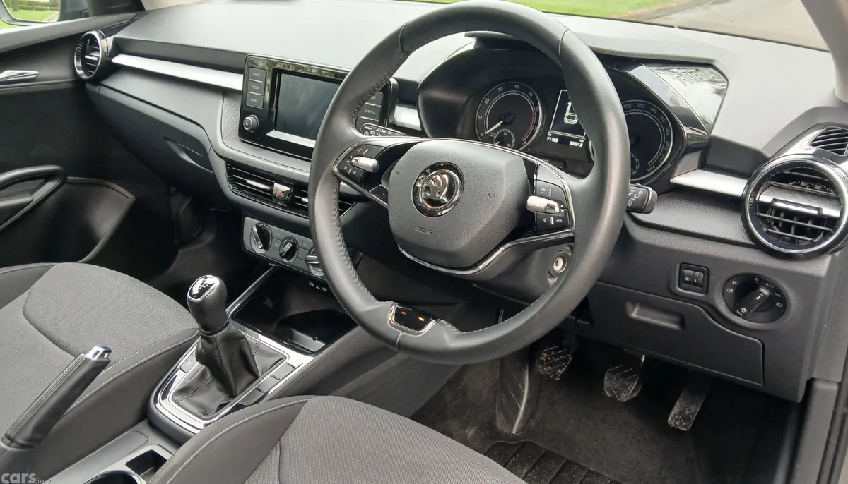 Skoda Fabia Hatchback, Petrol, 2023, Grey
