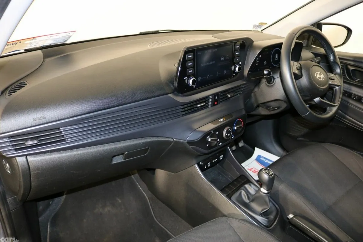 Hyundai i20 Hatchback, Petrol, 2024, Grey