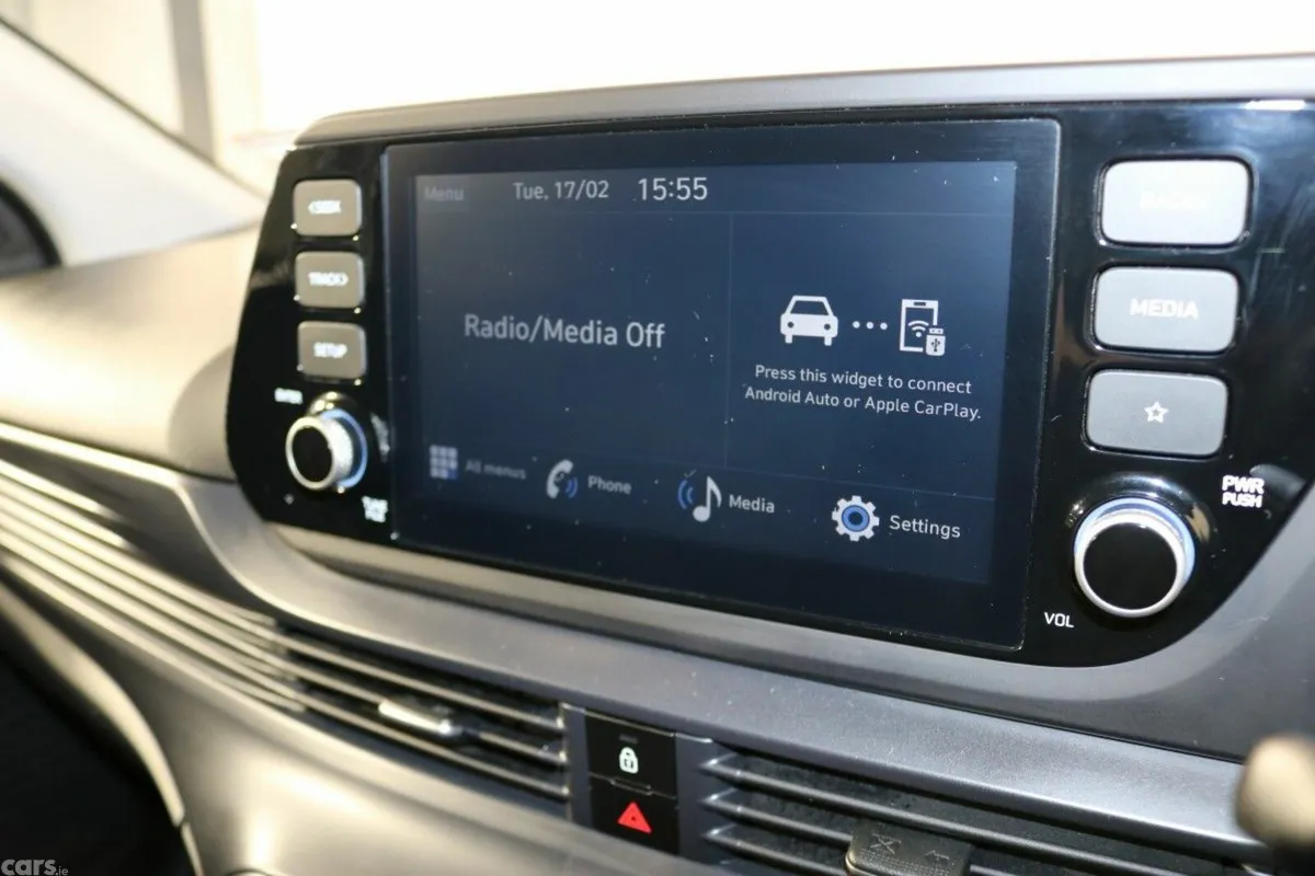 Hyundai i20 Hatchback, Petrol, 2024, Grey