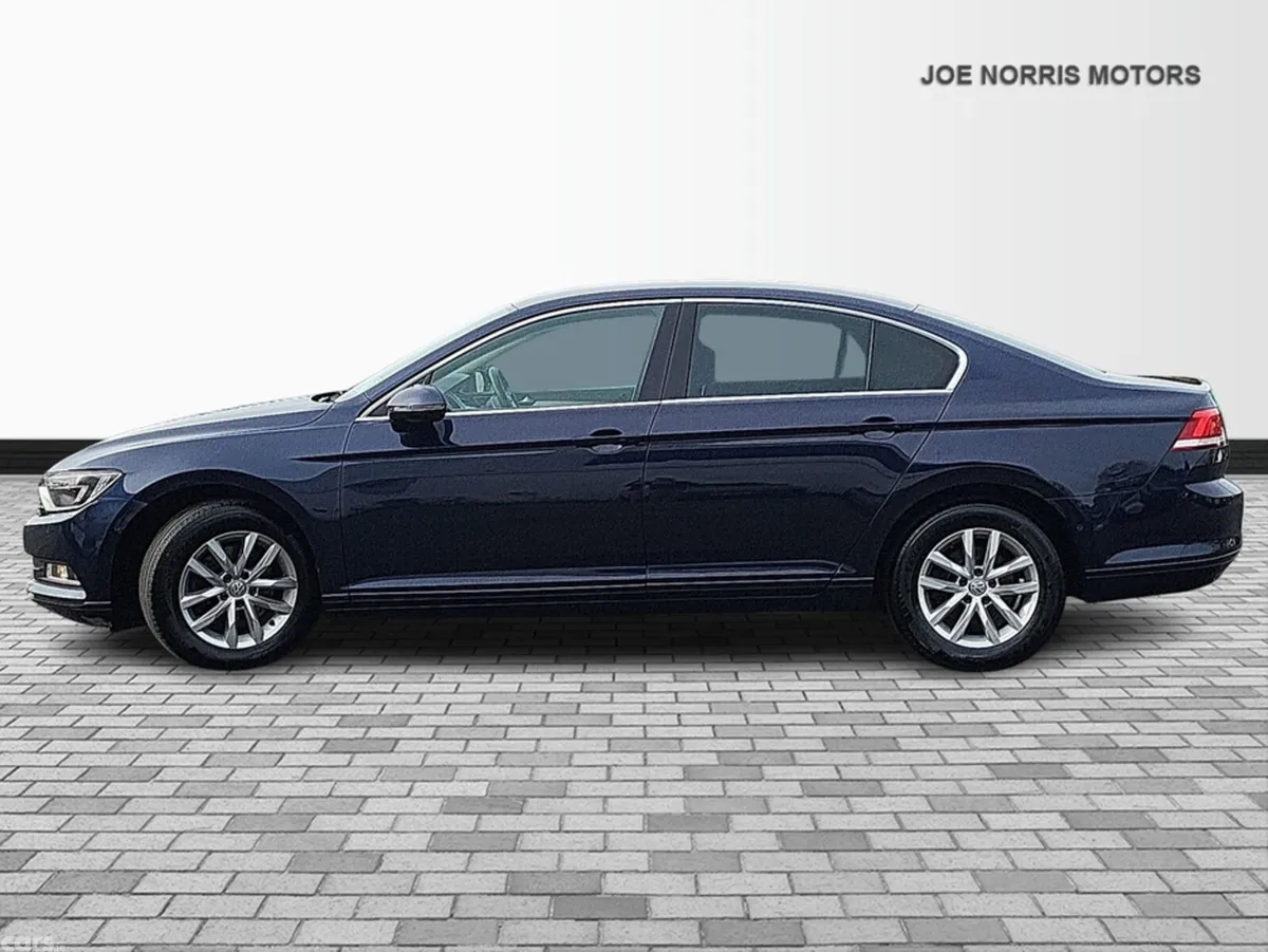 Volkswagen Passat Saloon, Diesel, 2017, Blue