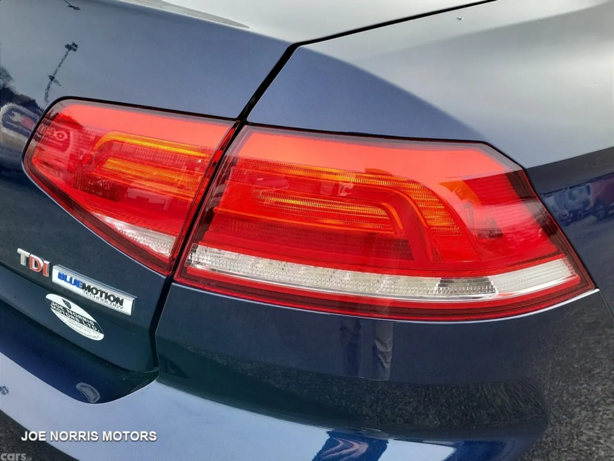 Volkswagen Passat Saloon, Diesel, 2017, Blue