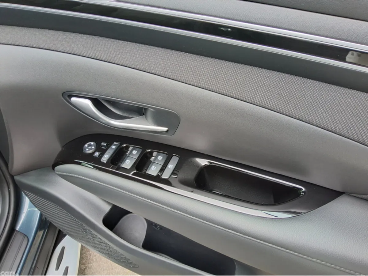 Hyundai Tucson SUV, Petrol Hybrid, 2024, Blue