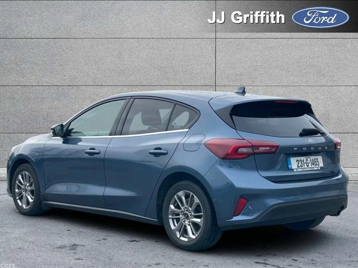 Ford Focus Hatchback, Petrol, 2023, Blue