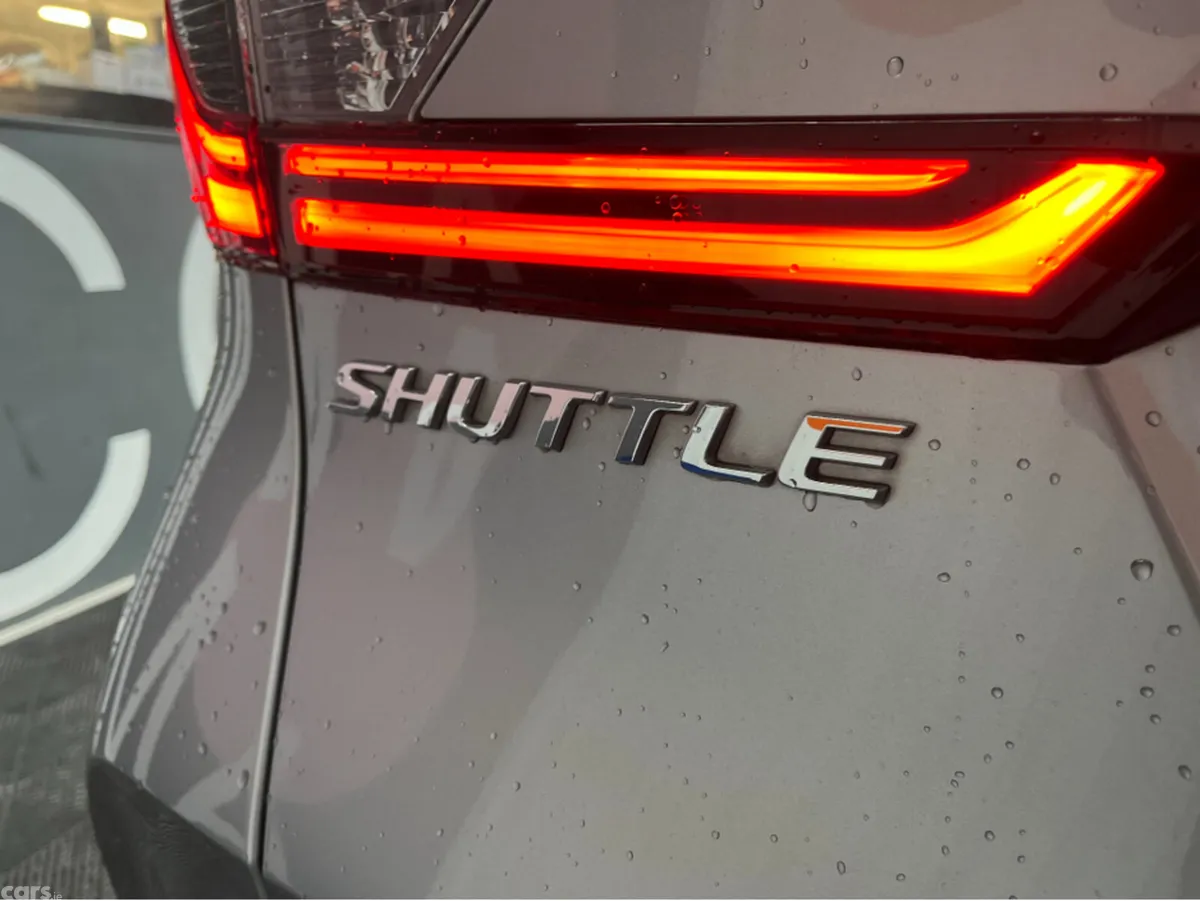 Honda Shuttle MPV, Petrol Hybrid, 2022, Silver