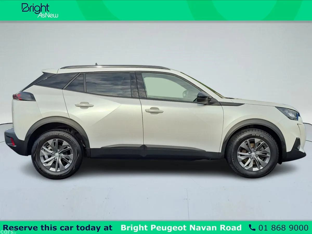 Peugeot 2008 MPV, Petrol, 2023, White