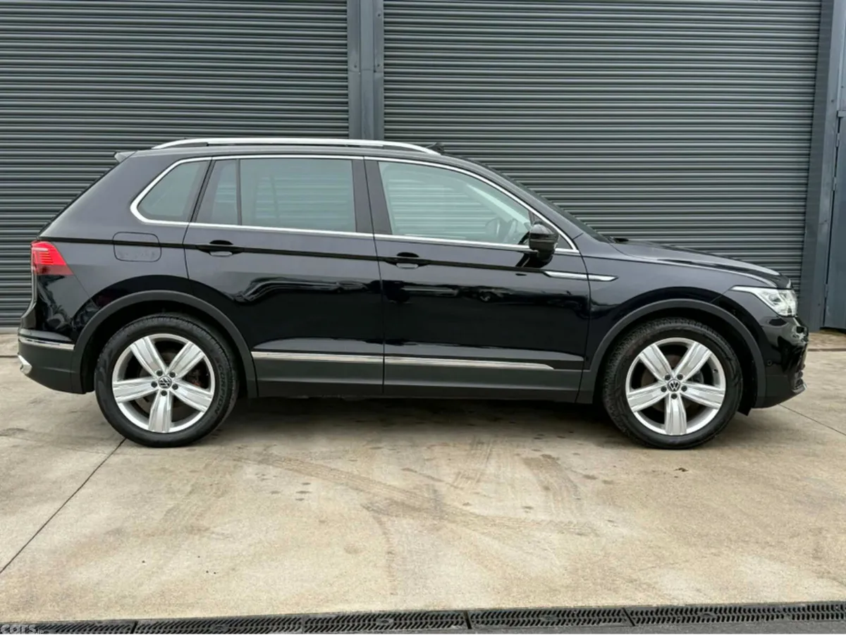 Volkswagen Tiguan SUV, Diesel, 2023, Black
