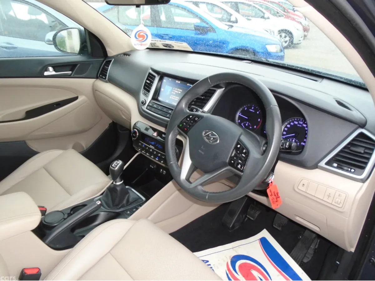 Hyundai Tucson MPV, Diesel, 2017, Grey