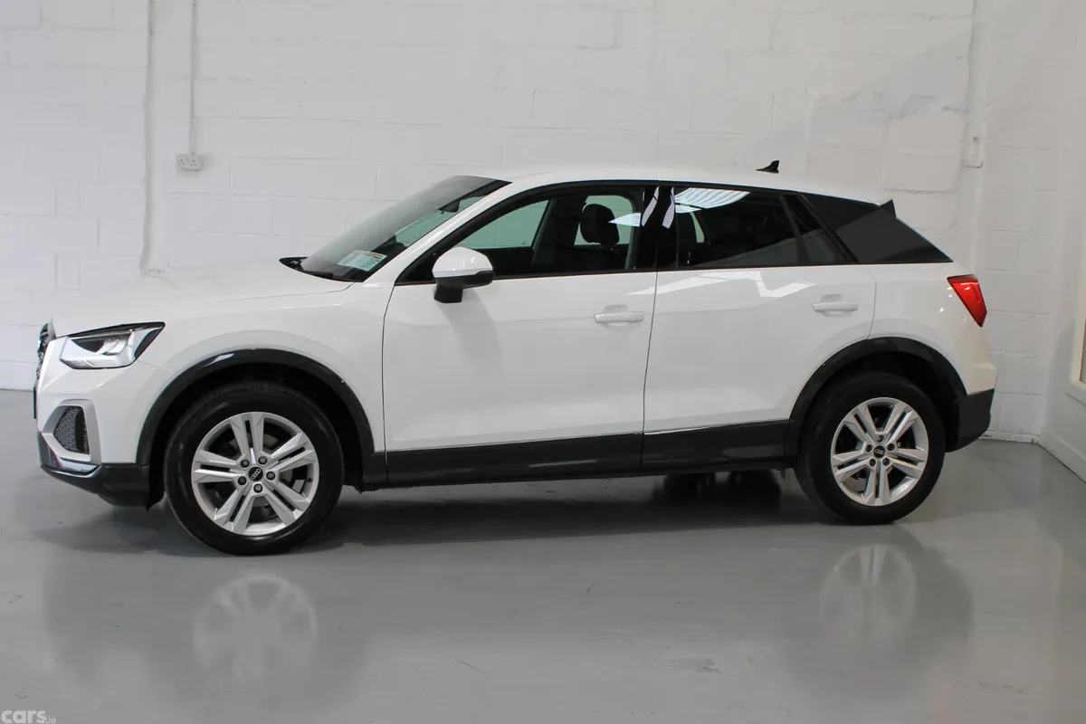 Audi Q2 SUV, Petrol, 2021, White