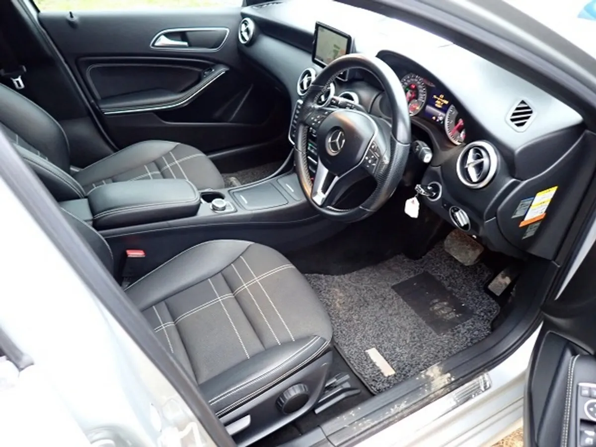 Mercedes-Benz A-Class Hatchback, Petrol, 2015, Silver