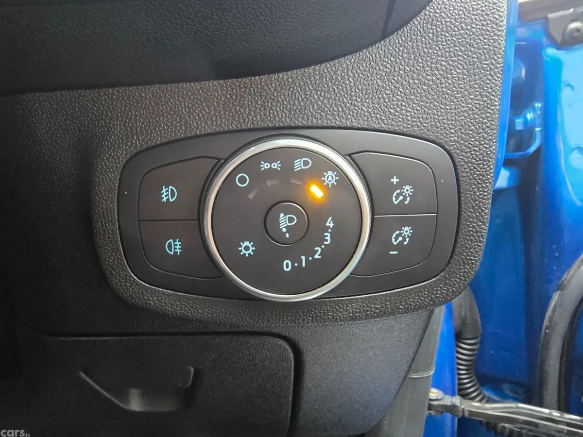 Ford Fiesta Hatchback, Petrol, 2019, Blue