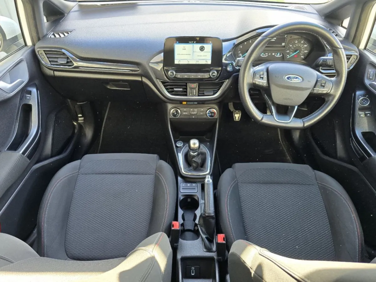 Ford Fiesta Hatchback, Petrol, 2018, White