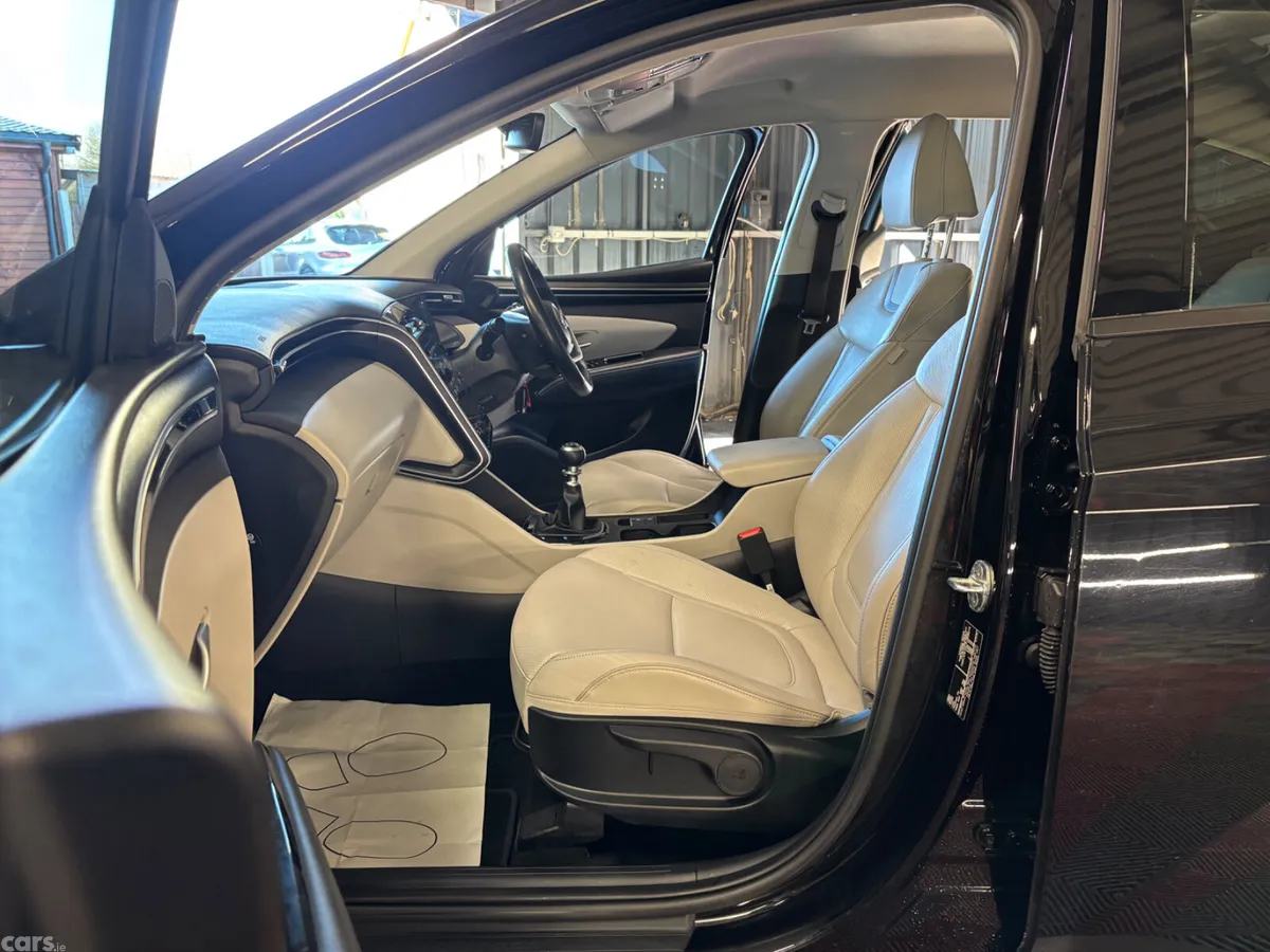 Hyundai Tucson SUV, Diesel, 2023, Black