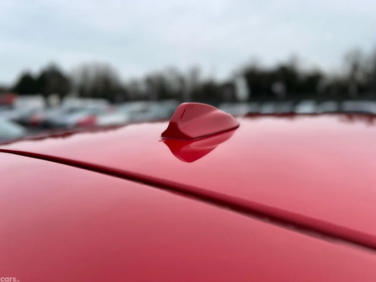 Volvo V40 Hatchback, Diesel, 2019, Red