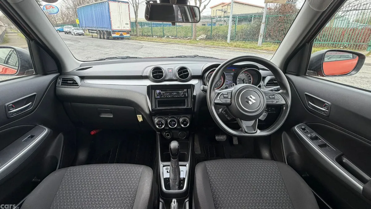 Suzuki Swift Hatchback, Petrol Hybrid, 2020, Orange