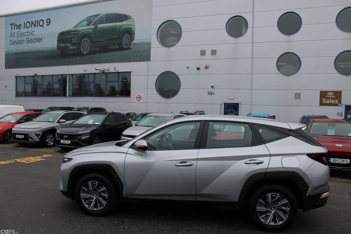 Hyundai Tucson SUV, Diesel, 2024, Grey
