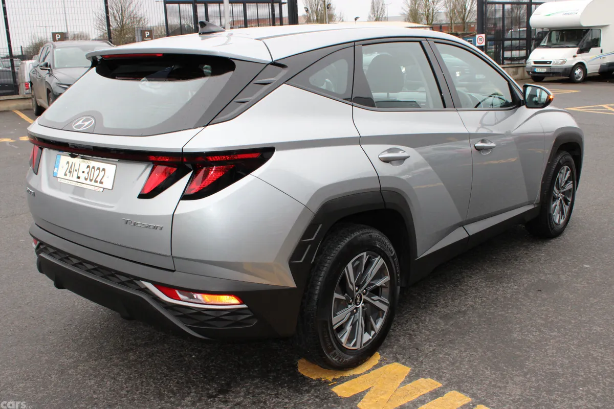 Hyundai Tucson SUV, Diesel, 2024, Grey