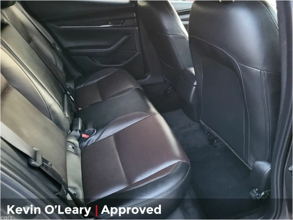Mazda Mazda3 Hatchback, Petrol, 2024, Grey