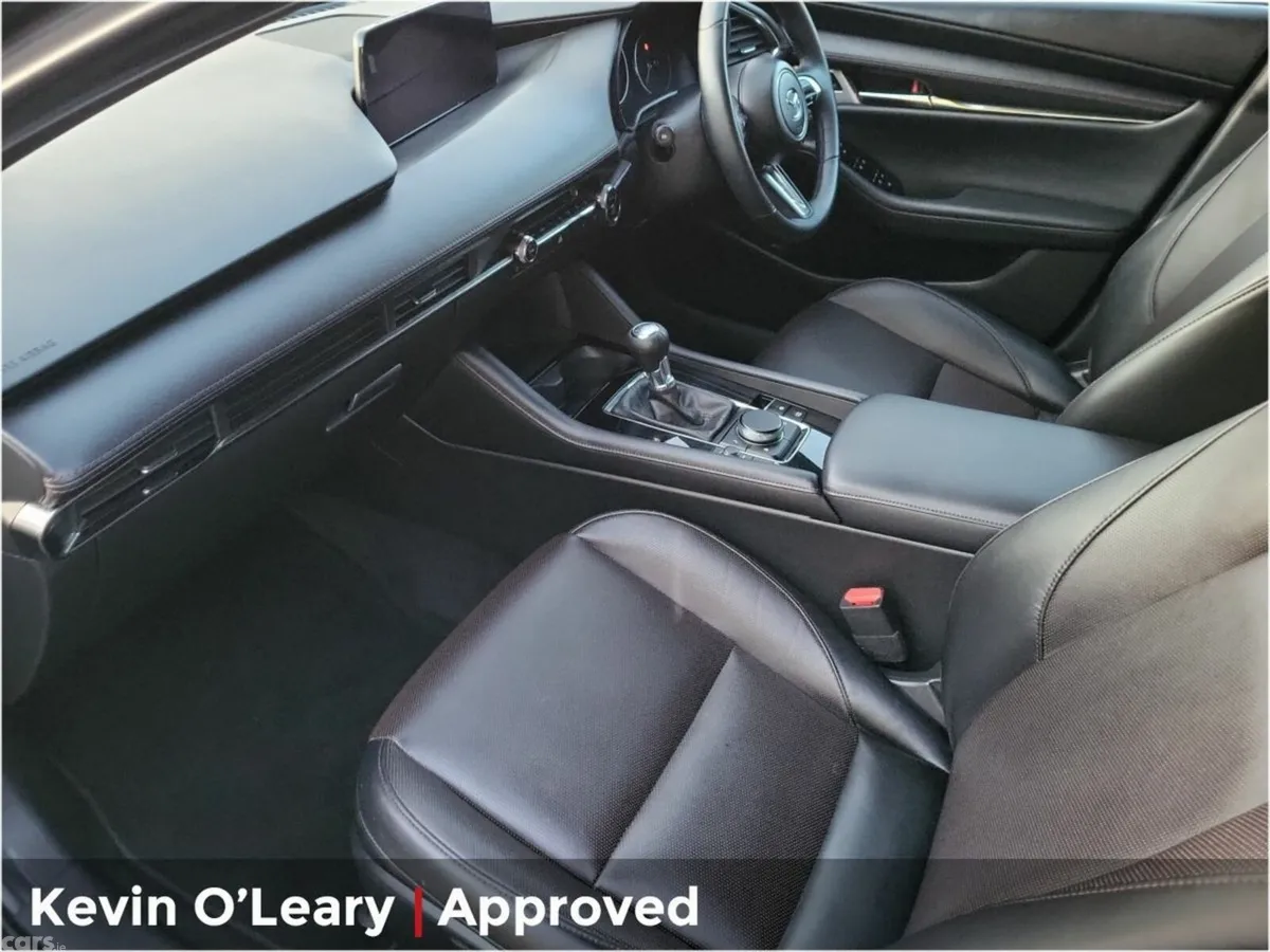 Mazda Mazda3 Hatchback, Petrol, 2024, Grey
