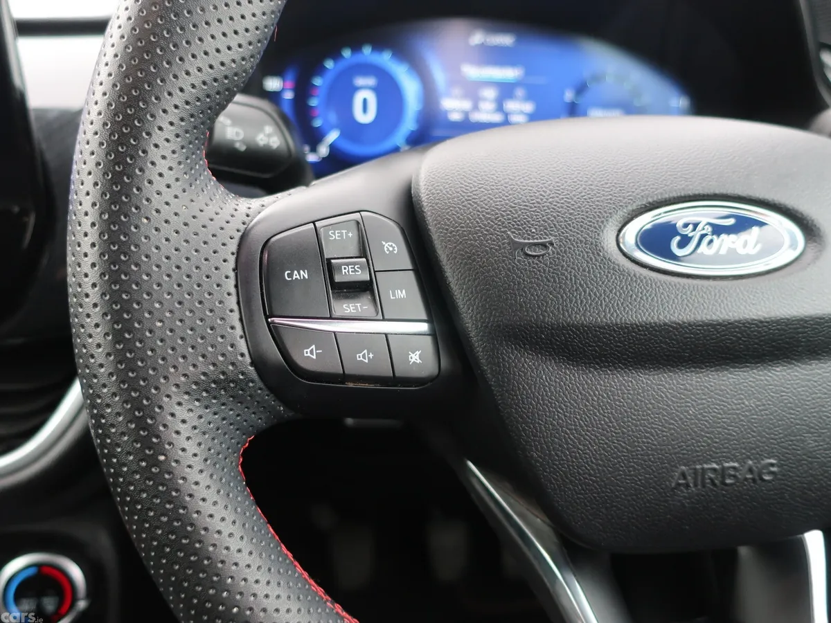 Ford Puma MPV, Petrol Hybrid, 2023, Grey