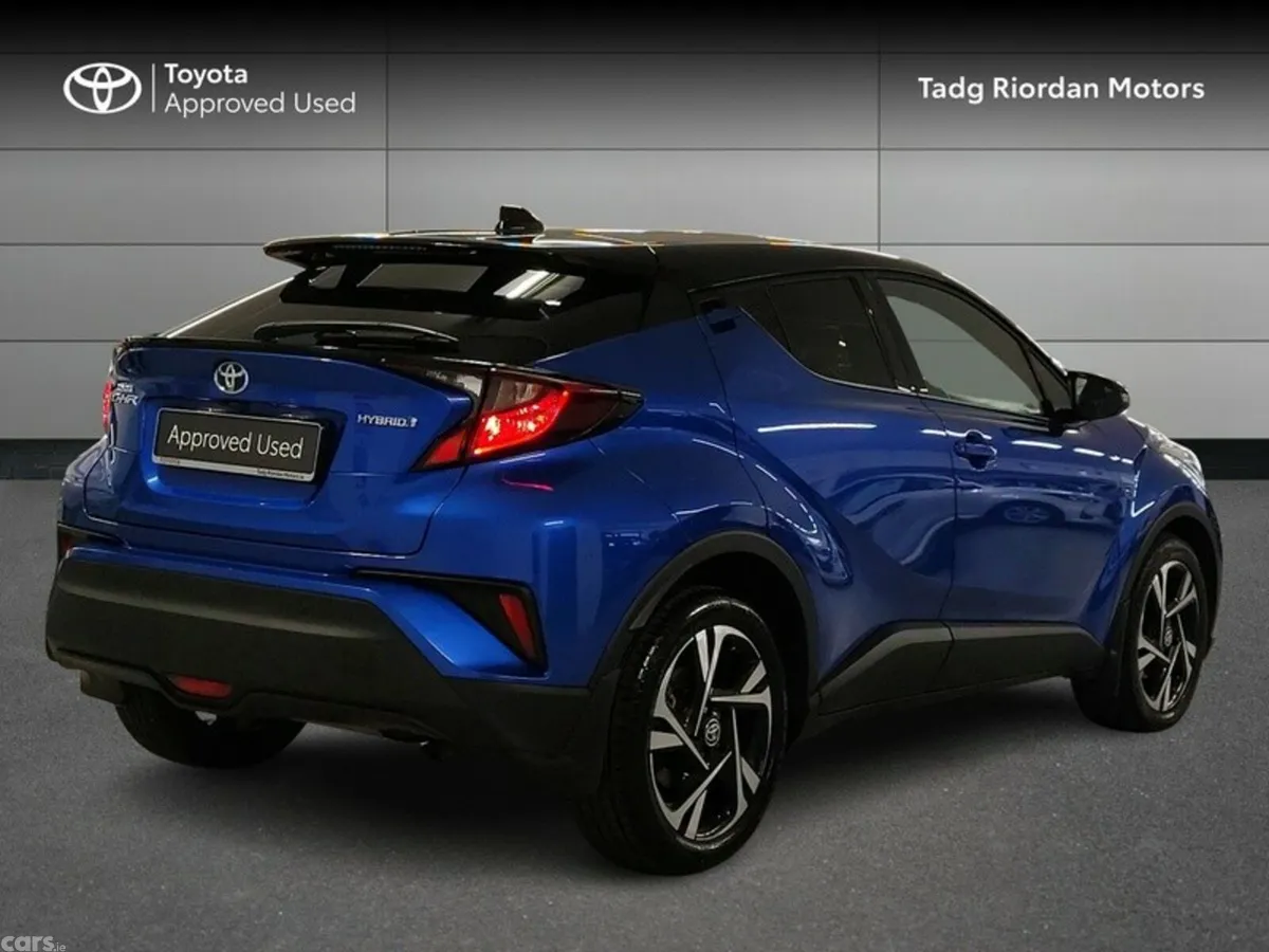 Toyota C-HR SUV, Petrol Hybrid, 2022, Blue
