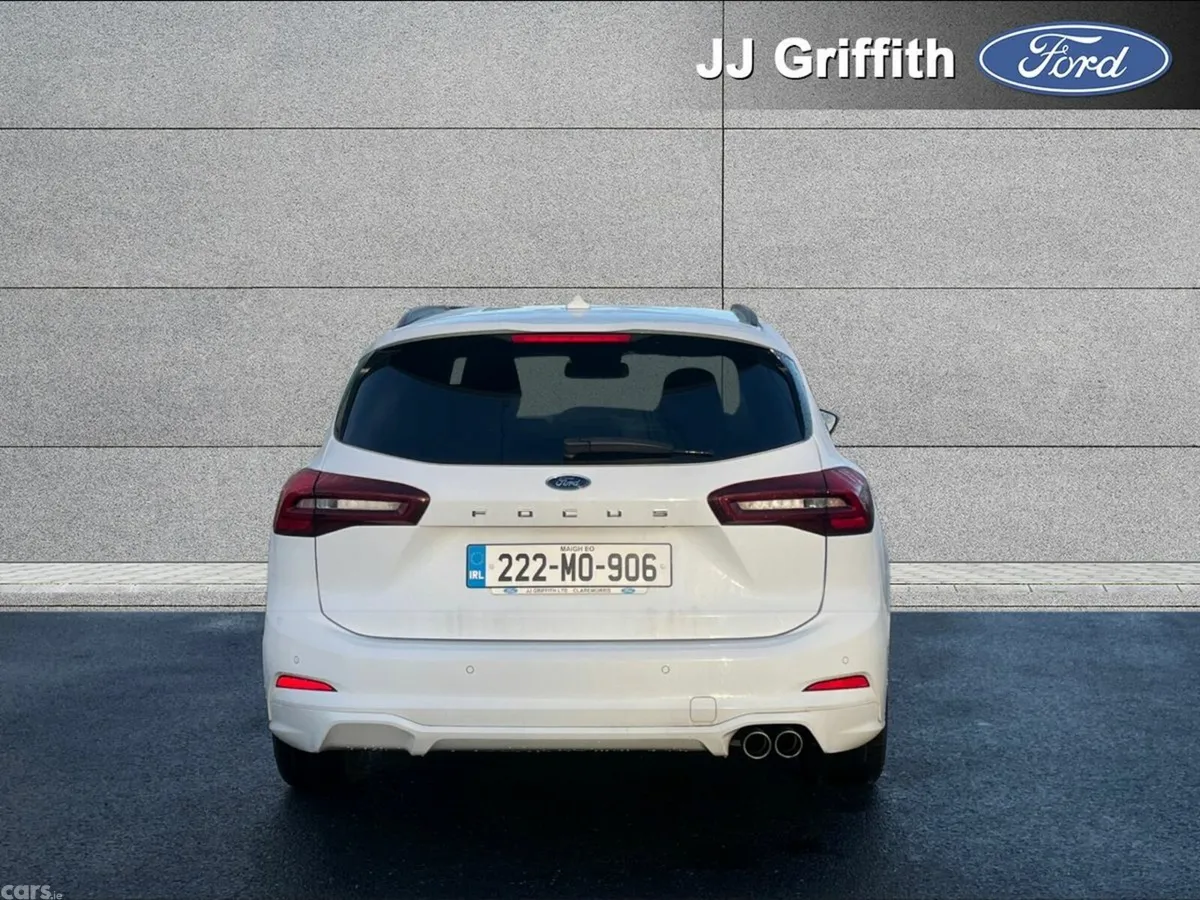Ford Focus Estate, Petrol, 2022, White
