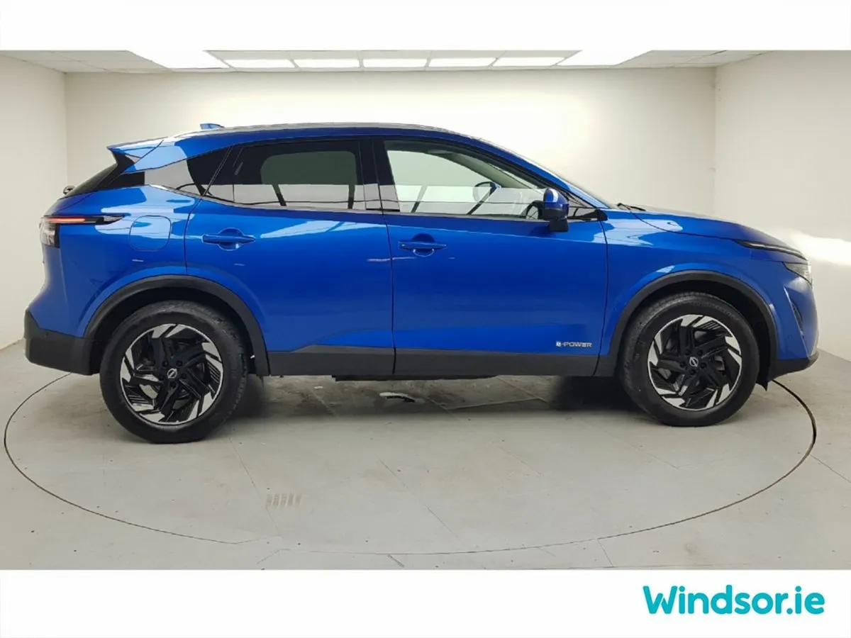 Nissan Qashqai MPV, Petrol Hybrid, 2025, Blue
