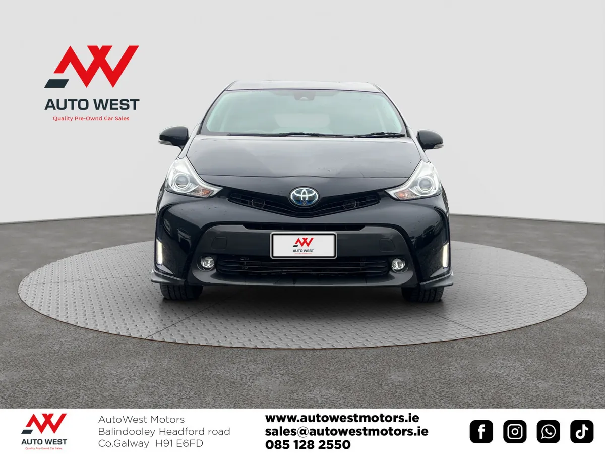 Toyota Prius MPV, Petrol Hybrid, 2019, Black