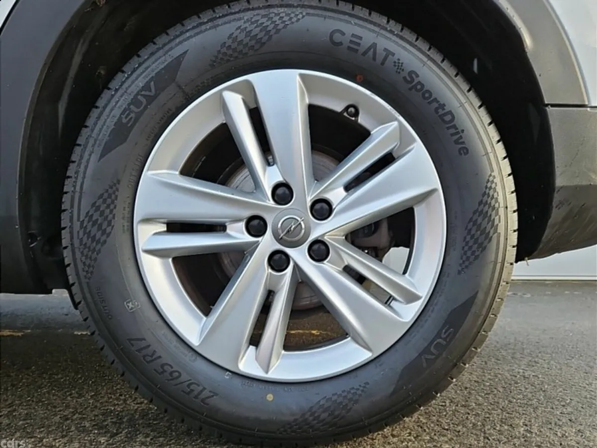 Opel Grandland X SUV, Diesel, 2021, White