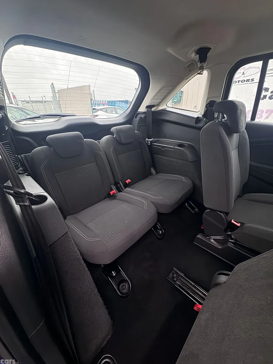 Ford Grand C-Max MPV, Diesel, 2016, Blue