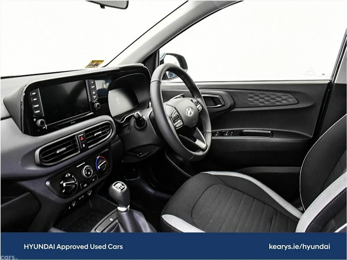 Hyundai i10 Hatchback, Petrol, 2026, White