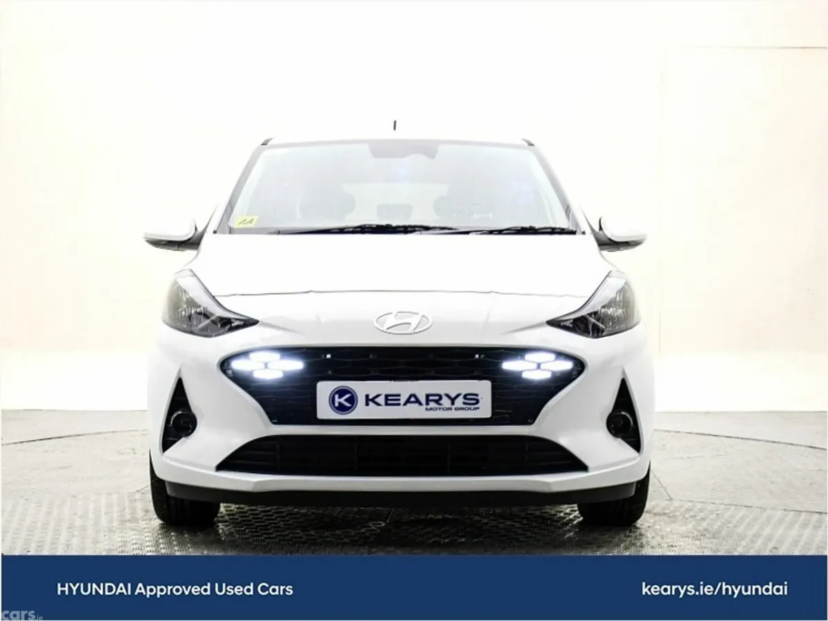 Hyundai i10 Hatchback, Petrol, 2026, White