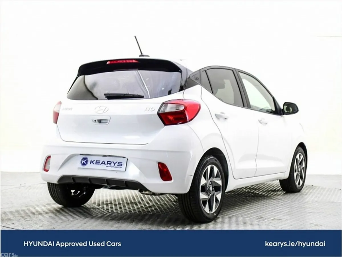 Hyundai i10 Hatchback, Petrol, 2026, White