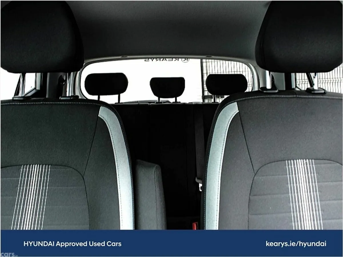 Hyundai i10 Hatchback, Petrol, 2026, White